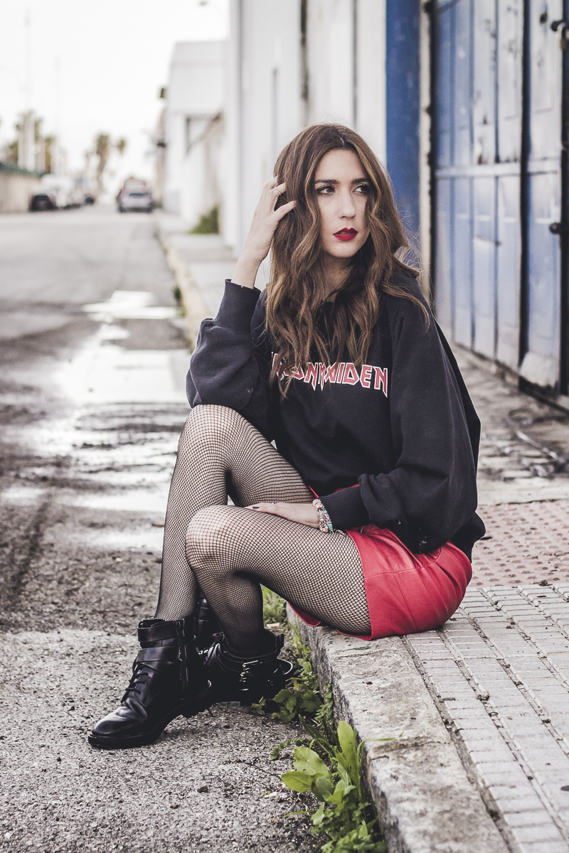 Sudadera iron maiden bershka 2025